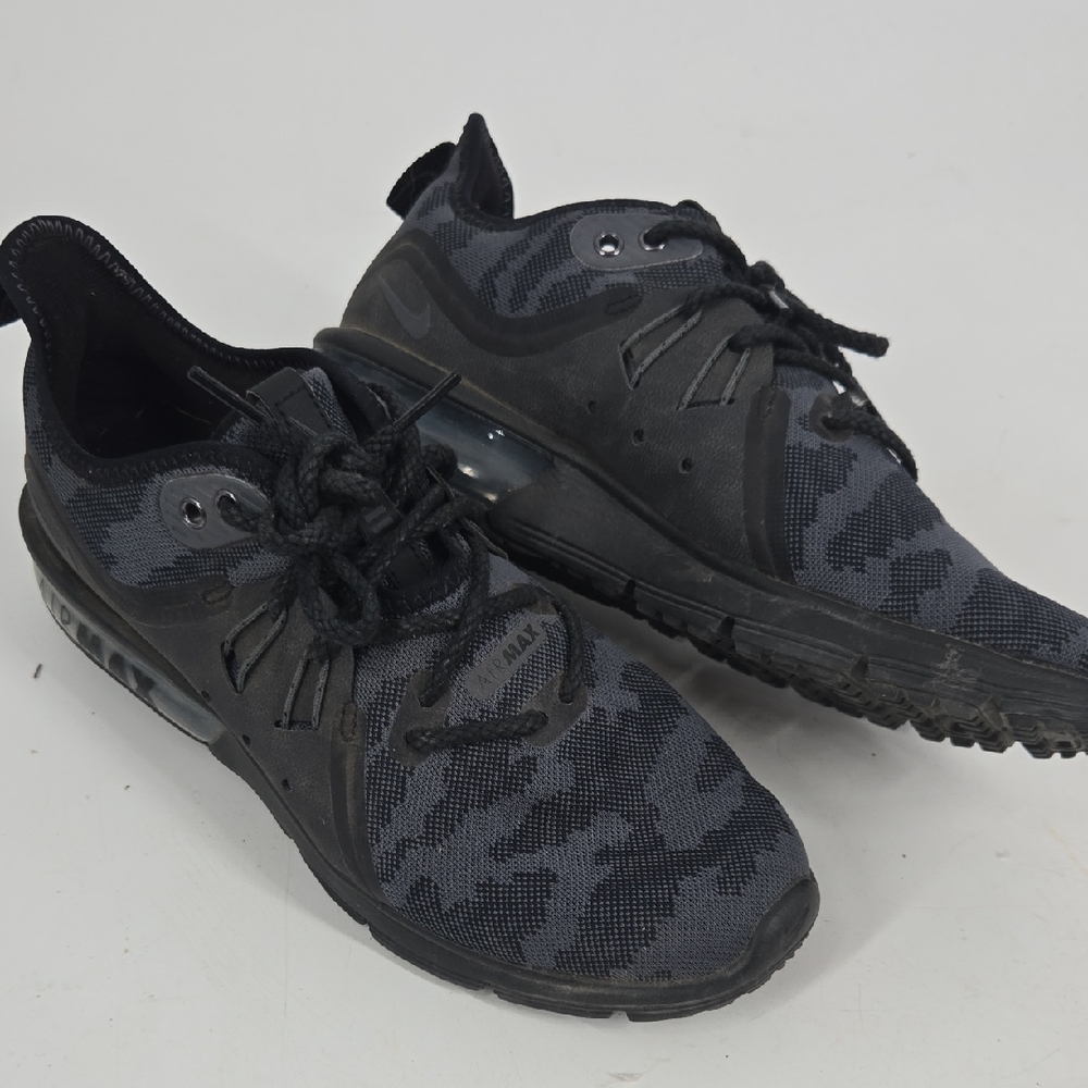 Men's Black Camouflage Sneakers